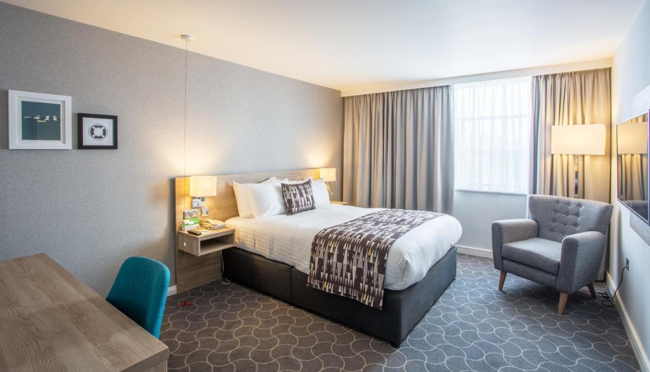 Holiday Inn Ellesmere Port/Cheshire Oaks By Ihg Dış mekan fotoğraf